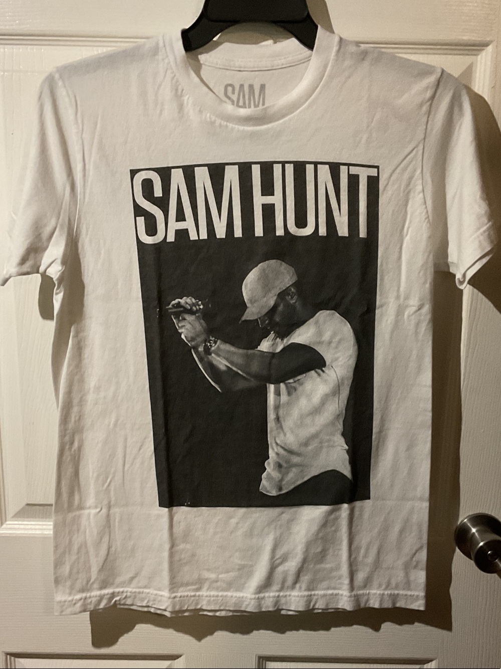 Sam Hunt 15 In A 30 Tour Tee with Backhit